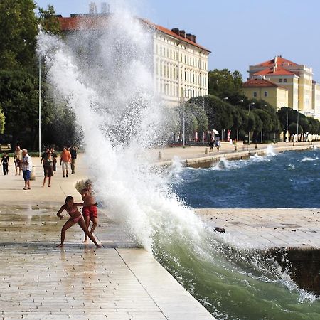 Main Street Studio And Rooms Zadar Exterior foto